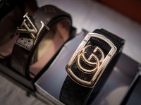 Penjualan Gucci & Dior Anjlok: Konsumen Capek Beli Gengsi?
