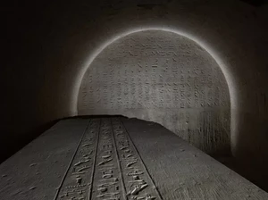 Ini Makam Orang yang Sangat Takut Digigit Ular