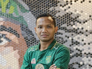 Kembali ke Persebaya, Oktavianus Fernando Pilih Nomor Punggung 27