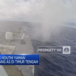 Rudal Balistik Houthi Yaman Serang Kapal Perang AS di Timteng