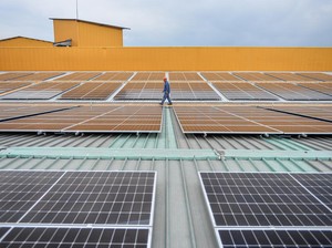ESDM Target Revisi Aturan PLTS Atap Rampung Tahun Ini