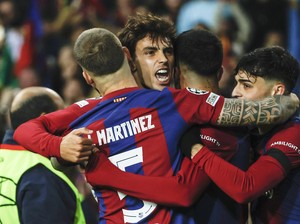 Jangan Sampai Sayap-sayapmu Patah, Barcelona