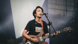 Fiersa Besari Ikut Rombongan Pendaki Puncak Carstensz, Polisi: Kondisi Sehat