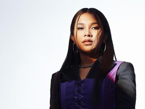 Janita Gabriela Ajak Pendengar Mencintai Diri Sendiri Lewat Relakan Cinta