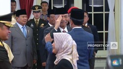 Video: Luhut Muncul di Istana, Terharu & Teteskan Air Mata!