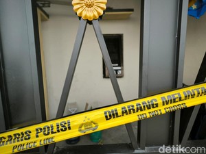 Polisi Sebut Pria Gresik dengan Mulut Tertancap Pisau Tewas Dibunuh 2 Orang