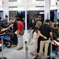 Momen GIIAS, Cek 6 Keuntungan Ganti Motor Bensin ke Motor Listrik