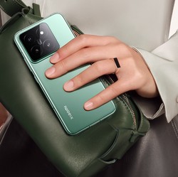 Xiaomi 14 Ultra Tiru Fitur Kebanggaan iPhone 15