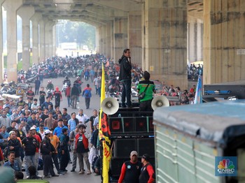 UMK Jawa Barat Cuma Naik 2,50%, Ini Penjelasan Pj Gubernur