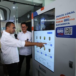 Perkuat UMKM, BRI & Kementerian BUMN Buat Vending Machine