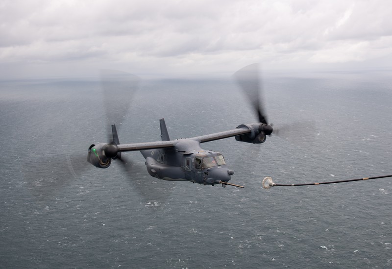 Benda terapung yang diyakini milik pesawat militer AS V-22 Osprey yang jatuh ke laut terlihat di lepas Pulau Yakushima, prefektur Kagoshima, Jepang barat 30 November 2023, dalam foto yang diambil oleh Kyodo. Benda terapung yang diyakini milik pesawat militer AS V-22 Osprey yang jatuh ke laut terlihat di lepas Pulau Yakushima, prefektur Kagoshima, Jepang barat 30 November 2023, dalam foto yang diambil oleh Kyodo. (Mandatory credit Kyodo via REUTERS)