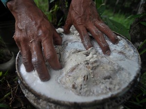 Karet Mentah dari Aceh Dilarang Dijual Keluar Daerah