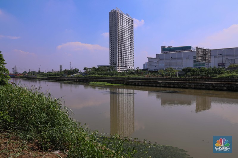 Kondisi taman Tarum Bhagasasi, Kalimalang di Bekasi, Jawa Barat, Kamis (30/11/2023). Kondisi taman Tarum Bhagasasi, Kalimalang di Bekasi, Jawa Barat, Kamis (30/11/2023). (CNBC Indonesia/Faisal Rahman)