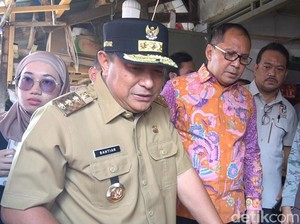 Walkot Makassar-Pj Gubernur Sidak ke Pasar, Temukan Harga Cabai Rp 80 Ribu/Kg