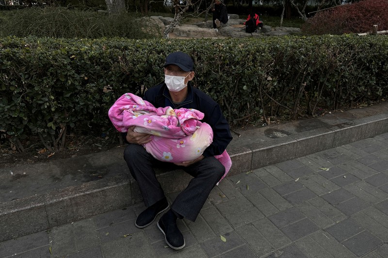 Rumah sakit di Beijing wilayah utara tengah menghadapi lonjakan jumlah pasien anak-anak yang menderita penyakit pernafasan. (Photo credit should read AN MING/Future Publishing via Getty Images) Rumah sakit di Beijing wilayah utara tengah menghadapi lonjakan jumlah pasien anak-anak yang menderita penyakit pernafasan. (Photo credit should read AN MING/Future Publishing via Getty Images)
