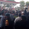 Buruh Demo Besar-besaran, Polisi Ingatkan Agar Lewat Tol MBZ