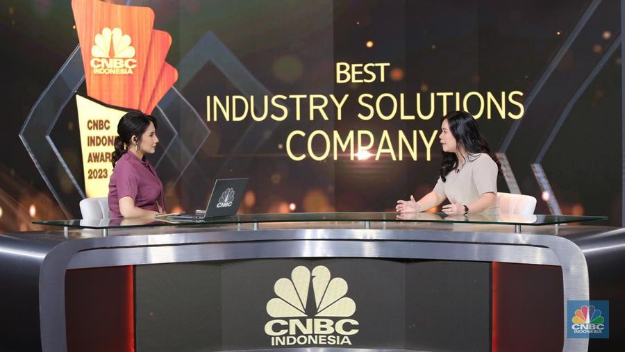 Direktur Pengembangan Bisnis Hashmicro, Lusiana Lu dalam Road To CNBC Indonesia Awads 2023. (CNBC Indonesia/Tias Budiarto)