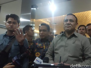 Firli Selesai Diperiksa sebagai Tersangka Kasus Pemerasan, Belum Ditahan