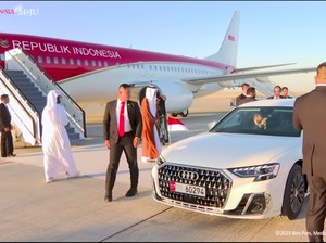 Bukan Mercy atau BMW, Ini Mobil yang Jemput Jokowi saat Tiba di Dubai