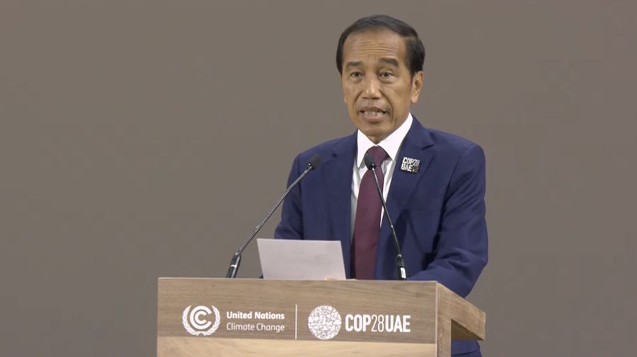 Presiden Joko Widodo saat memberikan pemaparan di COP28, Dubai pada Jumat (1/12/2023). (Tangkapan Layar Youtube COP28 UAE)