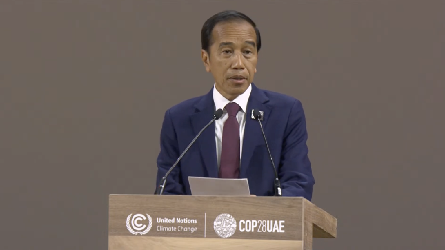 Presiden Joko Widodo saat memberikan pemaparan di COP28, Dubai pada Jumat (1/12/2023). (Tangkapan Layar Youtube COP28 UAE)