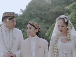 BCL: Tiko Adalah Cahaya dalam Kegelapanku