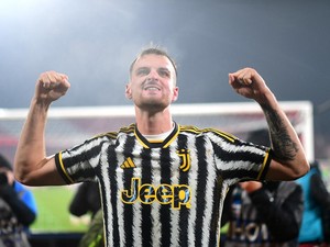 Juventus Menang 1-0 Atas Napoli, Bianconeri ke Puncak Klasemen