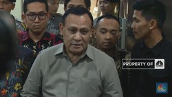 Diperiksa 10 Jam, Firli Bahuri Siap Ikuti Proses Hukum