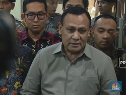 Diperiksa 10 Jam, Firli Bahuri Siap Ikuti Proses Hukum