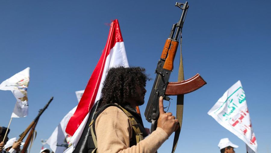 Newly recruited fighters who joined a Houthi military force intended to be sent to fight in support of the Palestinians in the Gaza Strip, march during a parade in Sanaa, Yemen December 2, 2023. REUTERS/Khaled Abdullah