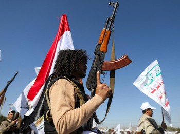 Houthi Yaman Menggila, Luncurkan Rudal Balistik ke Israel