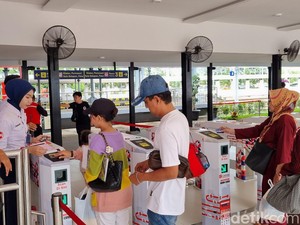 KA Lokal Bandung Raya Jadi Primadona Pemudik Lokal