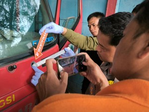Maling Gagal Curi Motor di Bogor Lepas Tembakan hingga Kenai Truk Damkar
