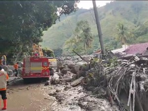 Banjir Bandang dan Longsor Terjang Humbahas Sumut, 12 Orang Hilang
