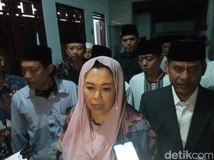Yenny Wahid Rayu Nahdliyin di Cirebon Menangkan Ganjar-Mahfud