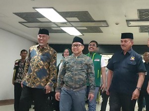 Tiba di Bandara Minangkabau, Cak Imin Diteriaki PKB Menang