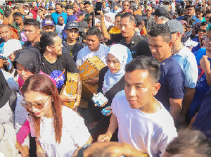 Buntut Gibran Bagikan Susu di CFD, Bawaslu DKI Akan Klarifikasi Semua Pihak