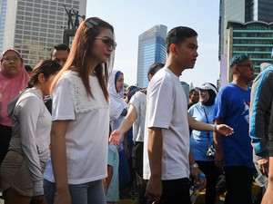 Bagi-Bagi Susu di CFD: Kampanye atau Bukan?