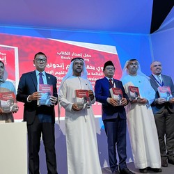 Bos PLN Luncurkan Buku Biografi Jokowi Versi Bahasa Arab