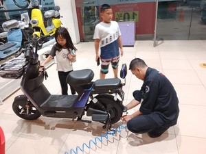 Incar Sepeda Listrik di Transmart Full Day Sale, Pelanggan ini Ngirit Rp 1,7 Jutaan