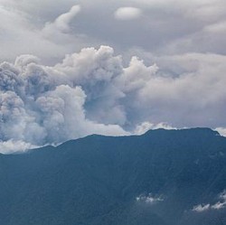 Basarnas Akui Kesulitan Evakuasi Pendaki di Gunung Marapi