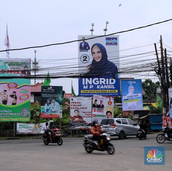 Potret Pernak-Pernik Kampanye Bertebaran, Wara-Wiri di Jalan