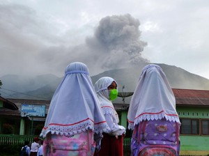 Sejarah Letusan Gunung Marapi Sumbar hingga Kini