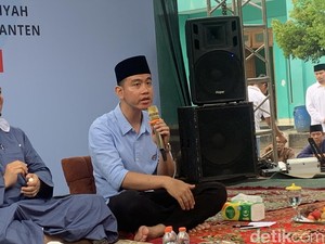 Gibran: Pak Kiai, Mohon Dikawal Betul Program Kami Dana Abadi Pesantren