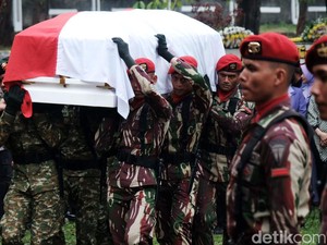 Usulan agar Doni Monardo Pahlawan Nasional dari Panglima