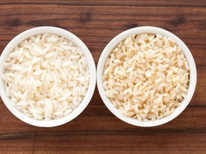 Ramai Soal Stok Nasi Beku, Berapa Lama Nasi Bisa Disimpan di Kulkas?