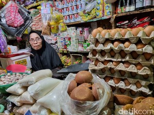 Harga Kebutuhan Pokok di Surabaya Masih Mahal Jelang Nataru 2024