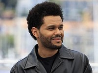 The Weeknd Donasi Rp38 M untuk Kasih Makan Rakyat Palestina
