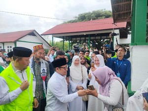 Cak Imin Ingatkan Jangan Klaim Bansos-PKH dari Calon Tertentu