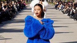 Video: Reaksi Cardi B Disebut Boneka Kamala Harris oleh Elon Musk